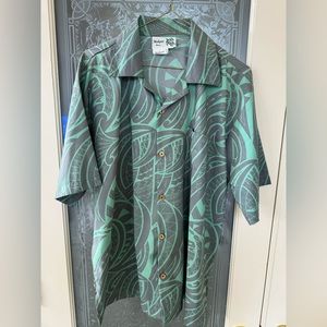 Makani green and gray tribal Hawaiian shirt size L